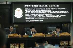 Rapat Paripurna ke 20 masa persidangan III di Gedung Parlemen DPRD Kota di Jakabaring,