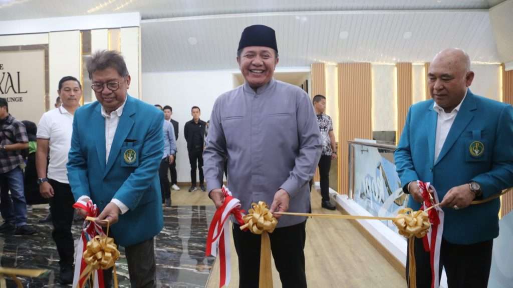 Gubernur Sumsel, H Herman Deru, melantik Dewan Pengurus Palembang Golf Club (PGC) untuk masa bakti 2023-2028. Pelantikan dilakukan di The Royal PGC Golf Lounge pada Minggu (21/5).