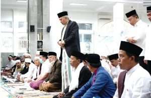 Laksanakan Sholat Idul Fitri 1444H, MY Ingatkan Untuk Selalu Bersyukur
