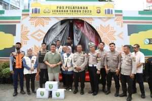 Gubernur Sumsel H Herman Deru mengecek sejumlah posko Lebaran pada Jumat (21/4/2023) siang.