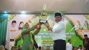 H Herman Deru mengajak kaum ibu yang tergabung dalam Muslimat NU Kabupaten OKU untuk terus meningkatkan dalam mendidik generasi muda.