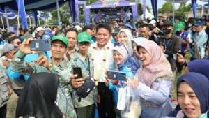 OKU Timur, Gubernur Sumsel H Herman Deru secara resmi membuka Pekan Daerah (Peda) ke XV Kontak Tani Nelayan Andalan (KTNA) Provinsi Sumsel yang dipusatkan di Lapangan Koni Gumawang BK X Belitang OKU Timur, Rabu (10/5/2023).